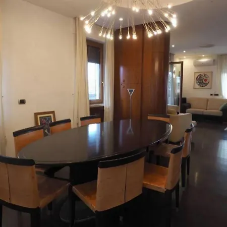 Con Terrazza E Sauna A Monteverde, Roma, Italia Apartment