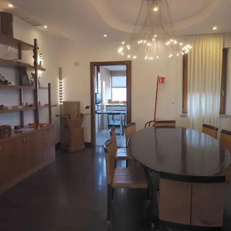Apartment Con Terrazza E Sauna A Monteverde, Roma, Italia Rom