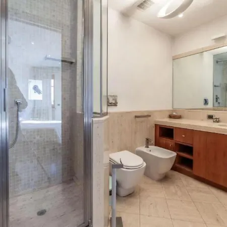 Con Terrazza E Sauna A Monteverde, Roma, Italia *